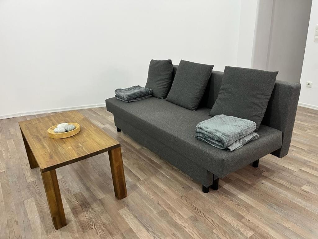 Leonardo Apartment Wiesbaden Bagian luar foto